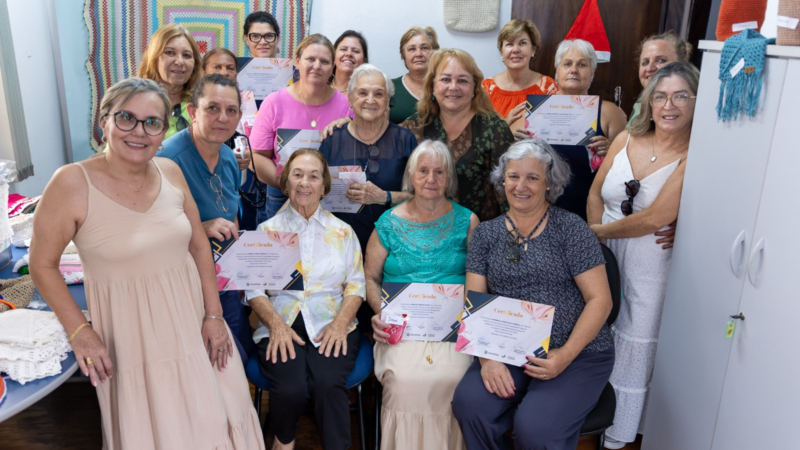 ALUNAS CONCLUEM CURSO GRATUITO DE CROCHÊ DO FUNDO SOCIAL DE JAGUARIÚNA