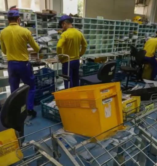 CORREIOS ANUNCIAM CORTE DO VALE-NATAL E APROFUNDAM CLIMA DE CRISE NA ESTATAL