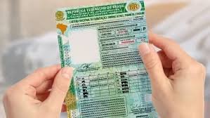 MUDANÇAS NA CNH COMEÇAM A OPERAR NO BRASIL: NOVAS REGRAS ELIMINAM OBRIGATORIEDADE DE AULAS EM AUTOESCOLAS