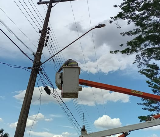 QUE TODAS CIDADES FAÇAM O MESMO – Nova Lei cria regras para manutenção, fiscalização e retirada de fiação aérea em Mogi Guaçu