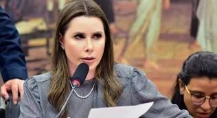 Carol de Toni deixa o PL após perder espaço na disputa eleitoral em Santa Catarina