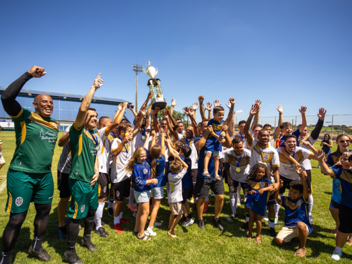 JUVENTUS GOLEIA E CONQUISTA O TÍTULO DO FUTEBOL VETERANOS