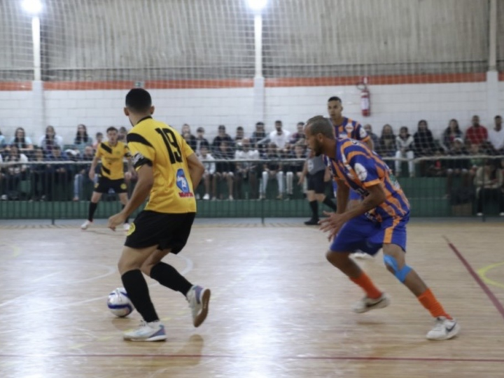 Campeonato Municipal de Futsal de Holambra começa hoje e terá 15 equipes na disputa