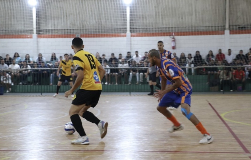 Campeonato Municipal de Futsal de Holambra começa hoje e terá 15 equipes na disputa