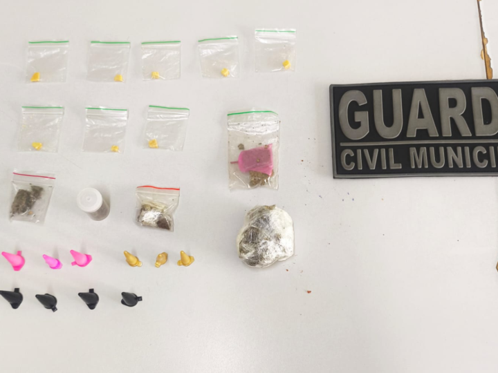 GCM apreende drogas em área de mata no bairro São Judas Tadeu em Santo Antônio de Posse