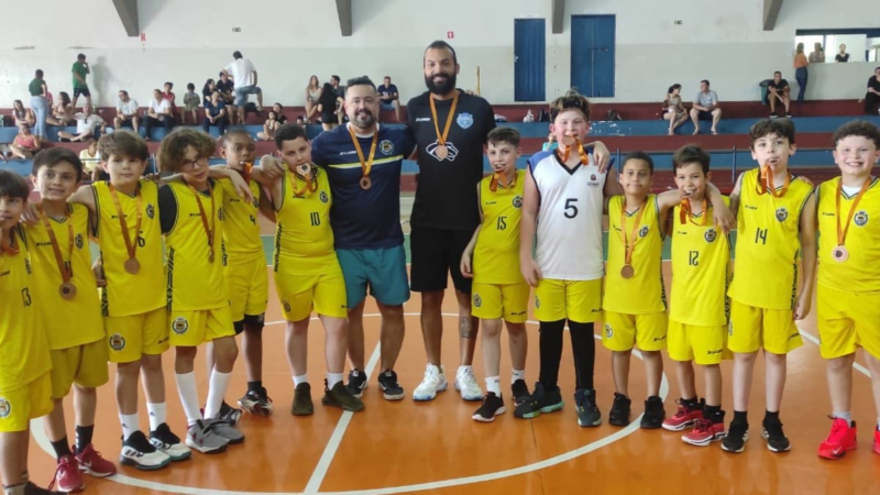 SÁBADO TEM FESTIVAL SUB-12 DE BASQUETE NO AZULÃO
