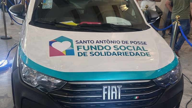 Posse recebe veículo 0 km do Governo do Estado para fortalecer ações sociais
