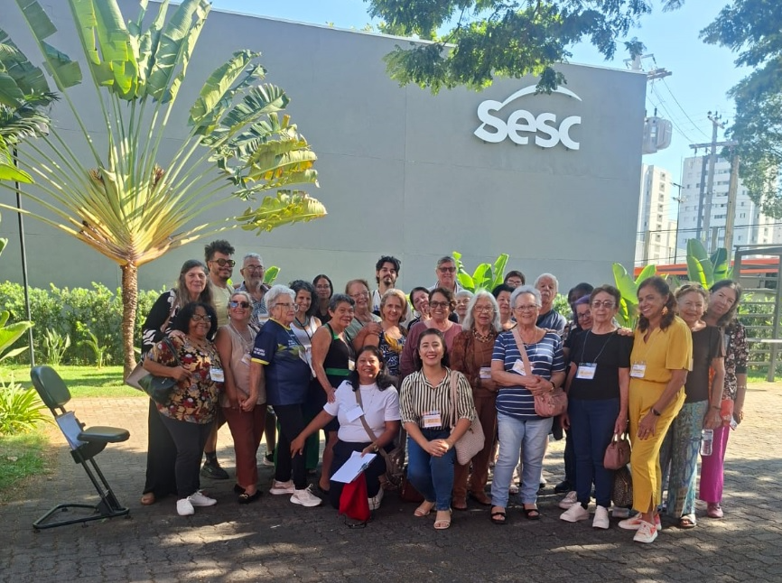 IDOSOS DE JAGUARIÚNA VIVENCIAM EXPERIÊNCIA CULTURAL E TECNOLÓGICA EM VISITA AO SESC CAMPINAS