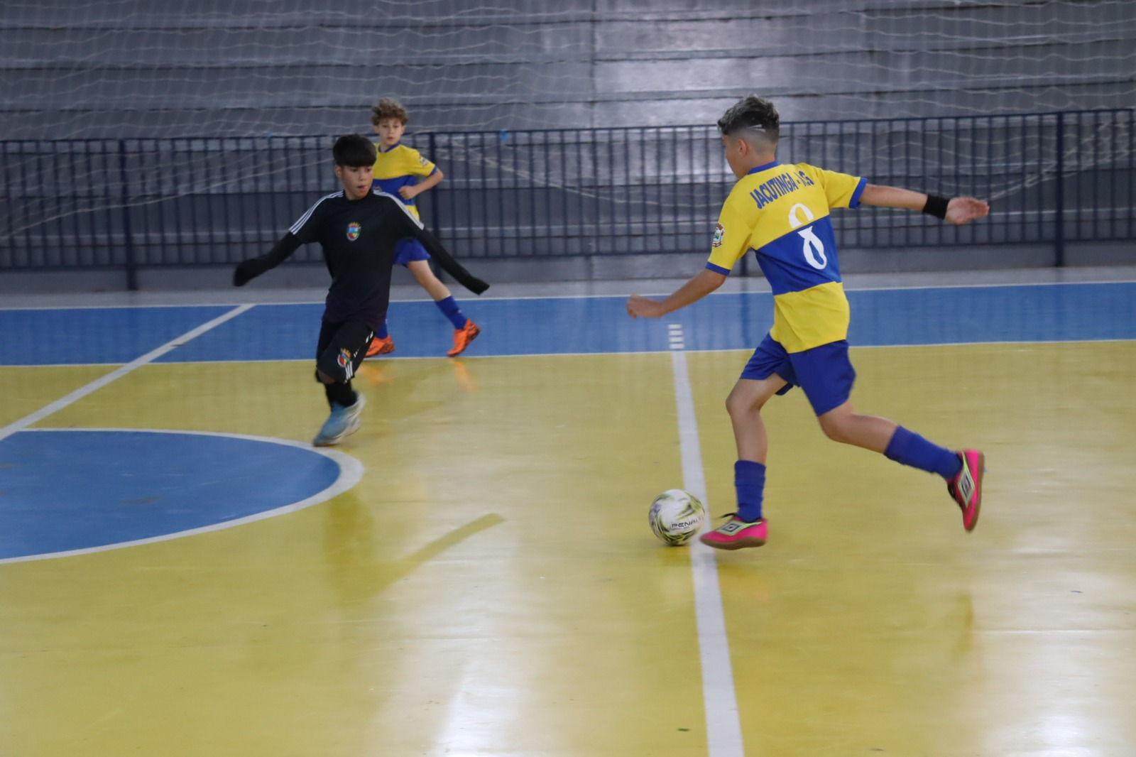 Santo Antônio de Posse: Prefeitura oferece aulas esportivas gratuitas para crianças, jovens e terceira idade