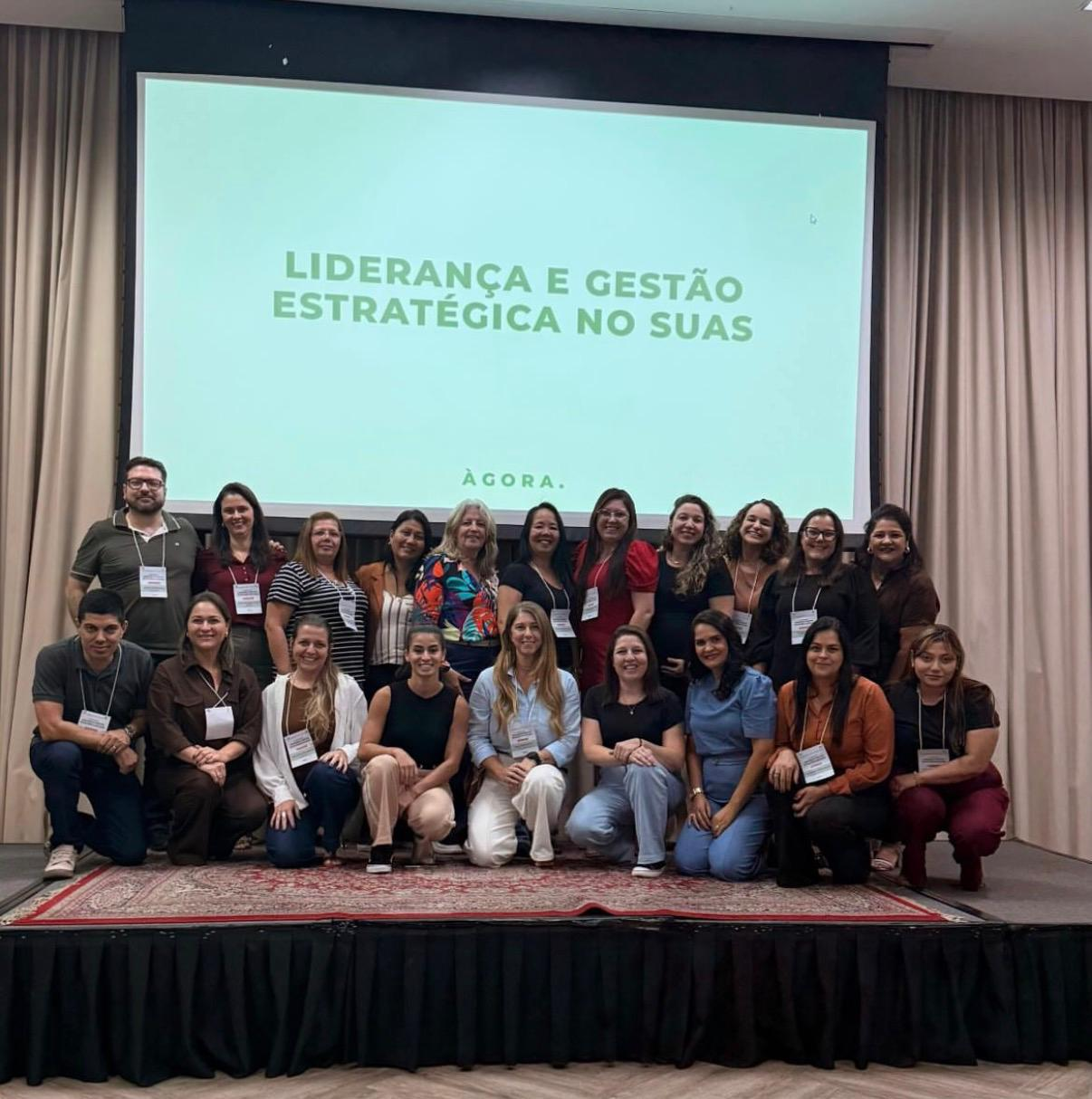 Serra Negra sedia capacitação regional e fortalece a Assistência Social no municípioNos dias 28 e 29 de abril, o município de Serra Negra sediou a capacitação “Liderança e Gestão Estratégica no SUAS”, voltada a gestores da área de Assistência Social. O treinamento foi conduzido pela empresa Ágora e reuniu representantes de diversos municípios da região, como Monte Alegre do Sul, Pinhalzinho, Toledo, Extrema, entre outros.