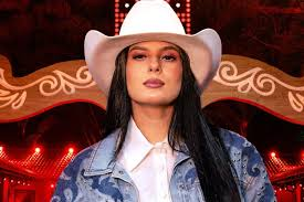 ANA CASTELA CONSOLIDA SUCESSO E EMBALA O BRASIL COM HITS QUE DOMINAM AS PLATAFORMAS