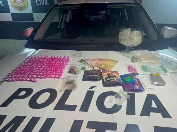 PM ESTOURA PONTO DE TRÁFICO AO LADO DE ESCOLA E APREENDE GRANDE QUANTIDADE DE DROGAS EM JAGUARIÚNA