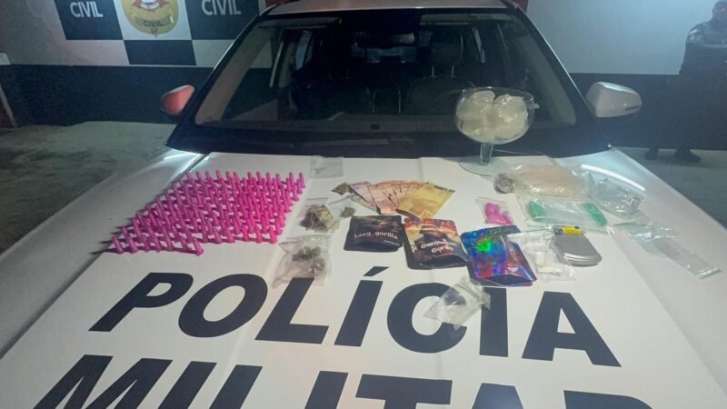PM ESTOURA PONTO DE TRÁFICO AO LADO DE ESCOLA E APREENDE GRANDE QUANTIDADE DE DROGAS EM JAGUARIÚNA