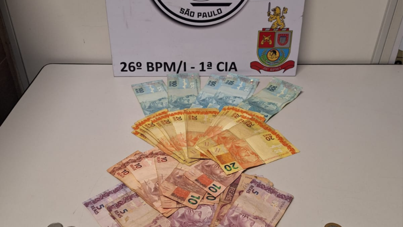 POLÍCIA MILITAR PRENDE HOMEM EM FLAGRANTE POR FURTO A ESTABELECIMENTO COMERCIAL EM MOGI GUAÇU.