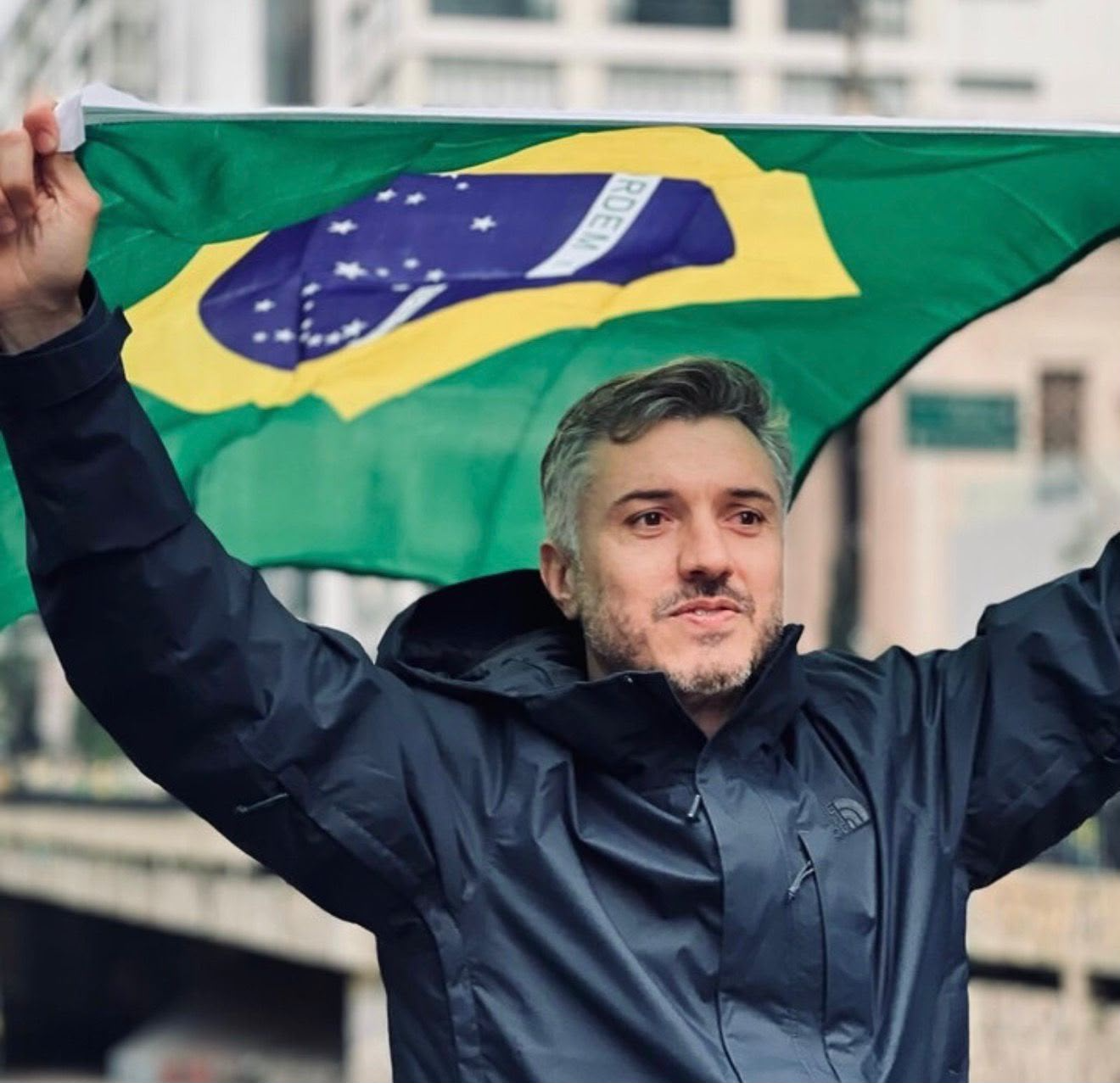 O BRASIL QUE QUEREMOS VER EM CAMPO E FORA DELE