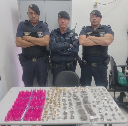 ROMU apreende mais 700 porções de drogas no Jardim Triunfo