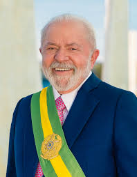 LULA PODE ENTRAR PARA A HISTÓRIA COM A QUARTA ELEIÇÃO PRESIDENCIAL