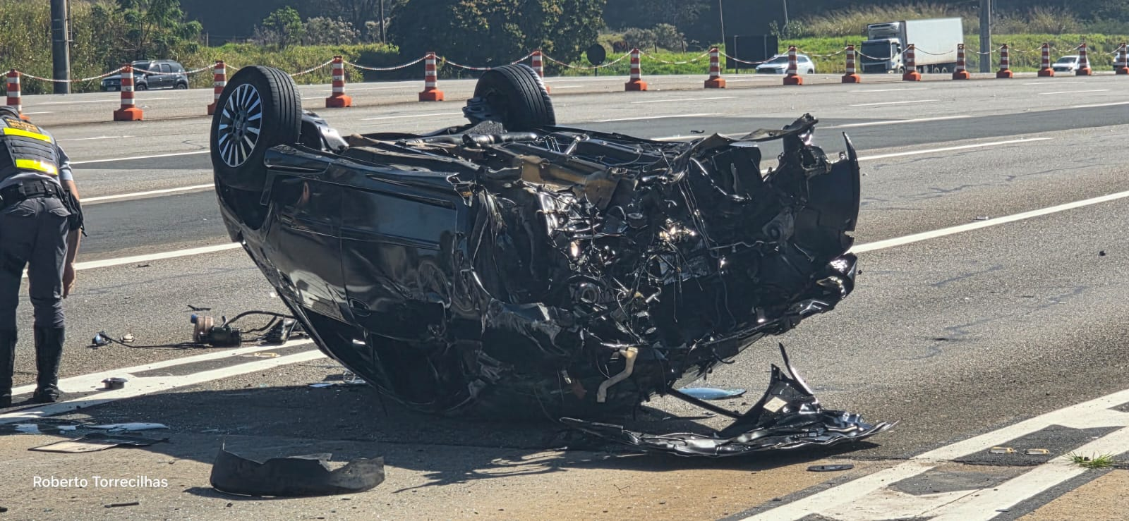 MOTORISTA DE 24 ANOS MORRE APÓS VIOLENTA COLISÃO NA PRAÇA DE PEDÁGIO DA SP-340, EM JAGUARIÚNA