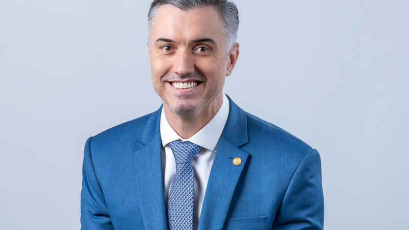 VINICIUS MARCHESE ANUNCIA PRÉ-CANDIDATURA A DEPUTADO FEDERAL