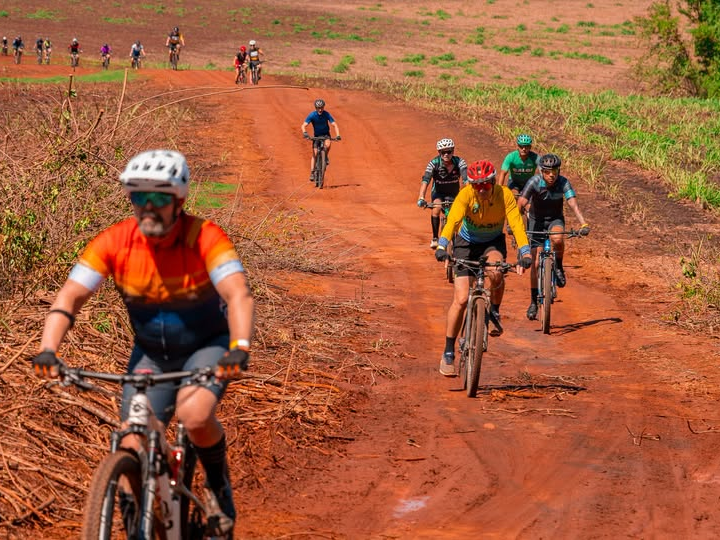 “JAGUARIÚNA MOUNTAIN BIKE DAY” ACONTECE DOMINGO NA FAZENDA DA BARRA