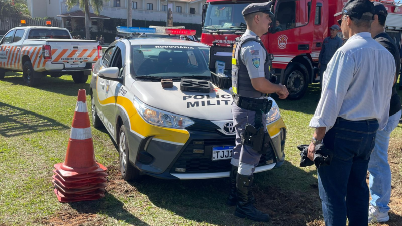 POLICIAMENTO RODOVIÁRIO APRESENTA VIATURAS E EQUIPAMENTOS DURANTE EVENTO DO 9 DE JULHO EM JAGUARIÚNA