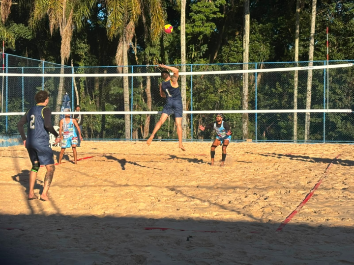 JAGUARIÚNA ESTREIA COM VITÓRIA NO VÔLEI DE PRAIA MASCULINO NOS 68º JOGOS REGIONAIS