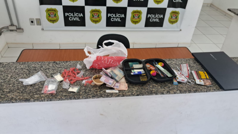 POLICIAMENTO RODOVIÁRIO DETÉM CASAL POR PORTE DE DROGAS APÓS FUGA NA SP-147 EM MOGI MIRIM