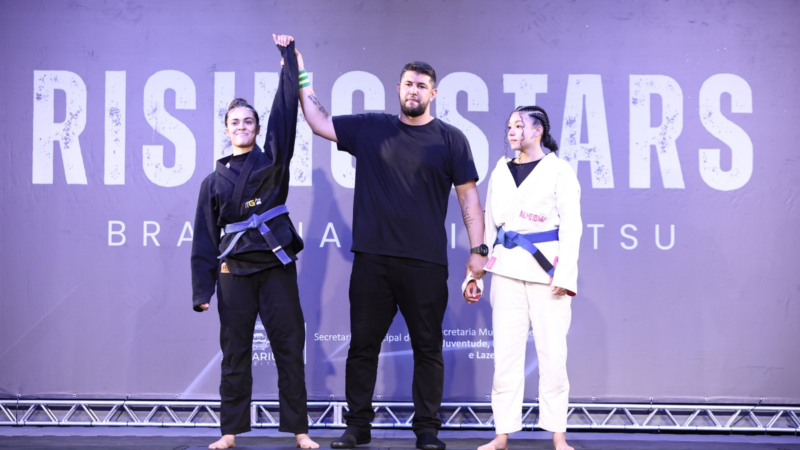 JAGUARIÚNA – TEATRO DONA ZENAIDE SEDIOU NO DOMINGO O RISING STARS BRAZILIAN JIU JITSU