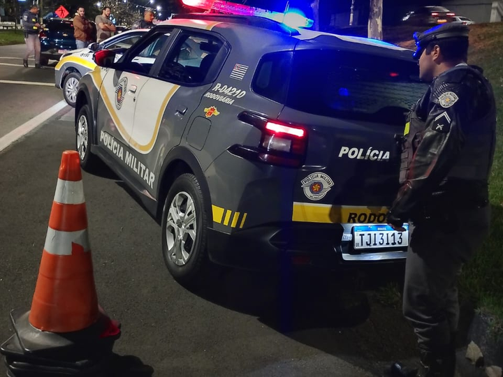 PASSAGEIRO É DETIDO APÓS DESOBEDECER ORDEM POLICIAL E RESISTIR DURANTE FISCALIZAÇÃO EM CAMPINAS