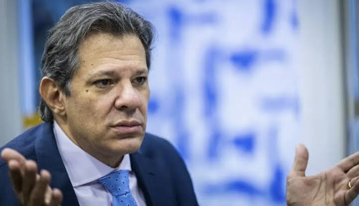 HADDAD CRITICA PEDÁGIOS FREE FLOW E PROMETE REVISAR CONTRATOS EM SÃO PAULO