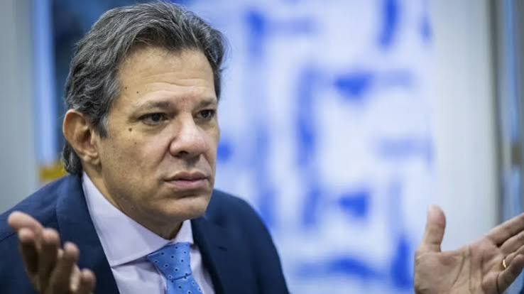 HADDAD CRITICA PEDÁGIOS FREE FLOW E PROMETE REVISAR CONTRATOS EM SÃO PAULO