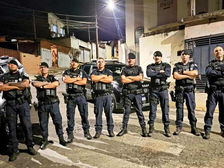HOMEM É PRESO EM SANTO ANTÔNIO DE POSSE COM CELULAR ROUBADO