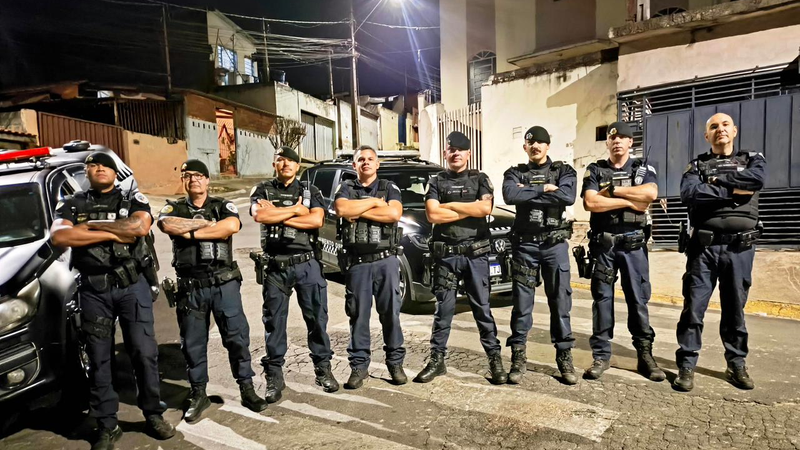 HOMEM É PRESO EM SANTO ANTÔNIO DE POSSE COM CELULAR ROUBADO