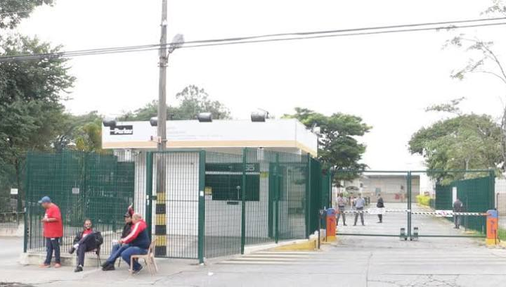🚨 MAIS UMA GRANDE EMPRESA FECHA AS PORTAS NO BRASIL: PARKER HANNIFIN ENCERRA FÁBRICA E TRABALHADORES VÃO PARA A RUA