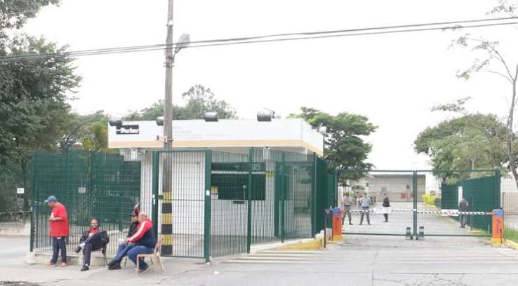 🚨 MAIS UMA GRANDE EMPRESA FECHA AS PORTAS NO BRASIL: PARKER HANNIFIN ENCERRA FÁBRICA E TRABALHADORES VÃO PARA A RUA
