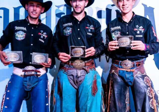 XUCROS SÃO BICAMPEÕES DO TITANIUM COWBOY NO JAGUARIÚNA RODEO FESTIVAL