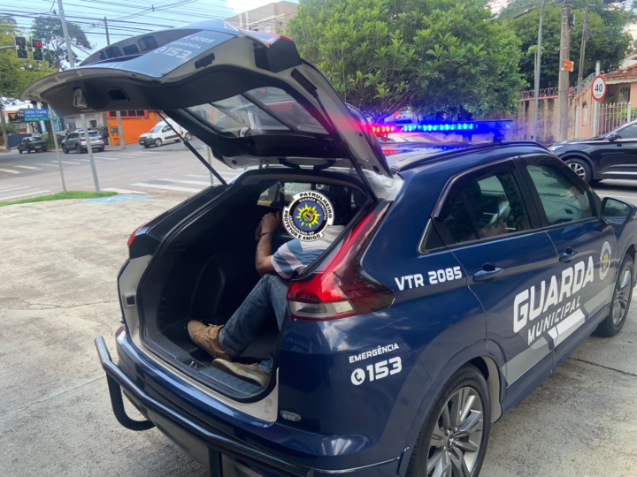 GCM DE JAGUARIÚNA CAPTURA PROCURADO PELA JUSTIÇA POR FURTO