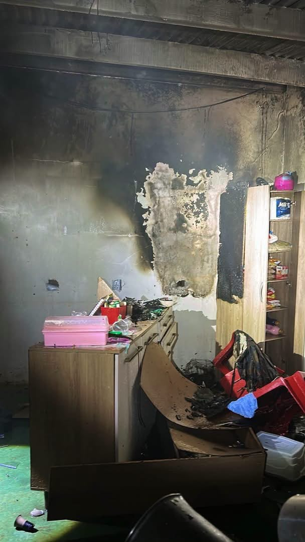INCÊNDIO ATINGE RESIDÊNCIA NA VILA NOVA, EM HOLAMBRA