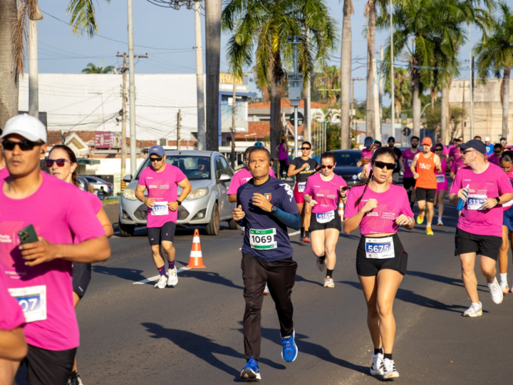 CORRIDA ‘OUTUBRO ROSA’ MOVIMENTOU JAGUARIÚINA