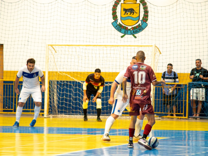 MUNICIPAL DE FUTSAL TEVE 77 GOLS NAS TAÇAS PRATA E OURO