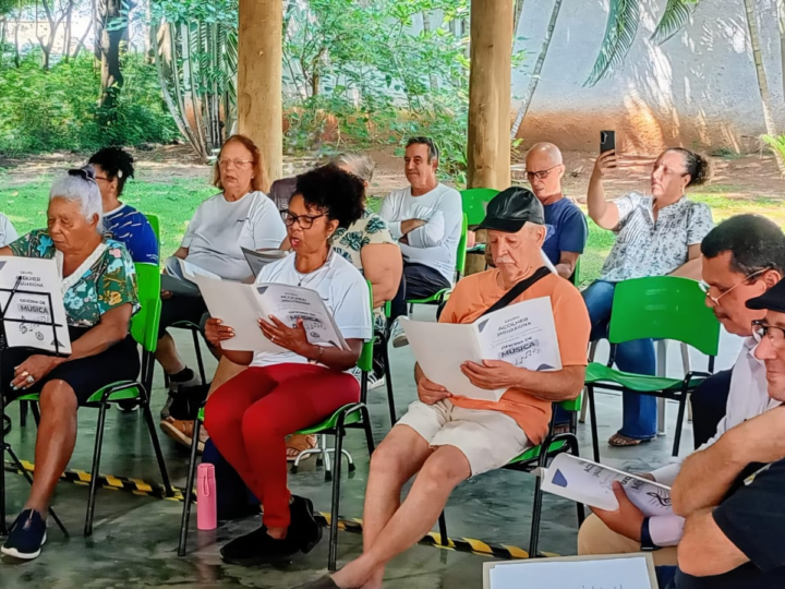 CONSELHO MUNICIPAL DA PESSOA IDOSA REALIZA REUNIÃO NO CENTRO DIA DE JAGUARIÚNA