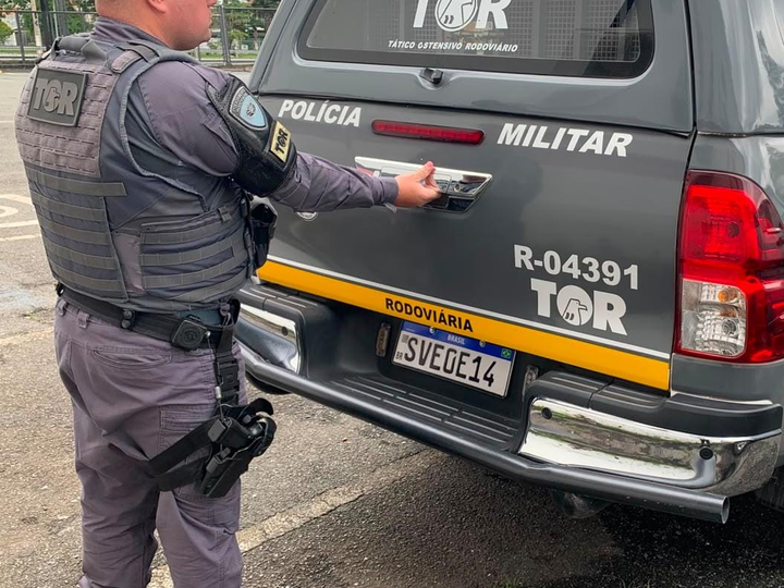 TOR PRENDE HOMEM COM VEÍCULO FURTADO NA RODOVIA ANHANGUERA, EM CAMPINAS