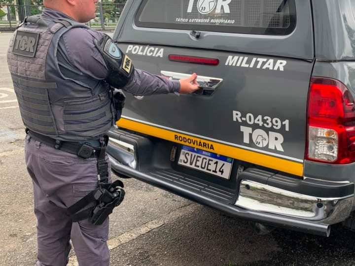 TOR PRENDE HOMEM COM VEÍCULO FURTADO NA RODOVIA ANHANGUERA, EM CAMPINAS
