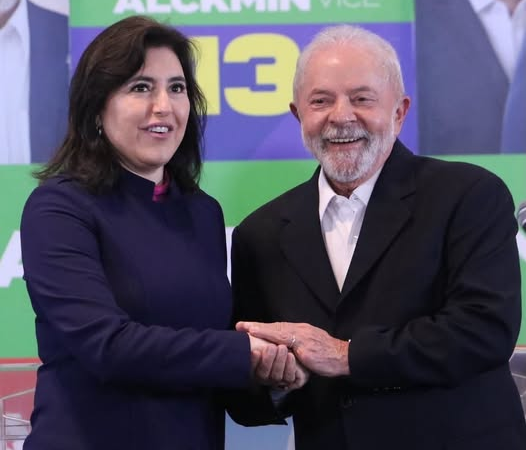 SIMONE TEBET ENTRA NO RADAR DE LULA PARA UMA VAGA NO STF; EX-MINISTRA É COTADA PARA INTEGRAR A SUPREMA CORTE