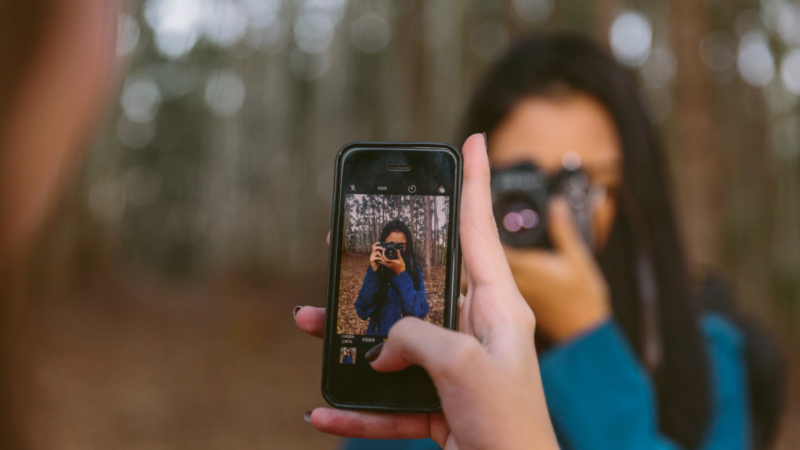 Estação Cultural recebe oficina gratuita de fotografia com celular pelo Pontos MIS