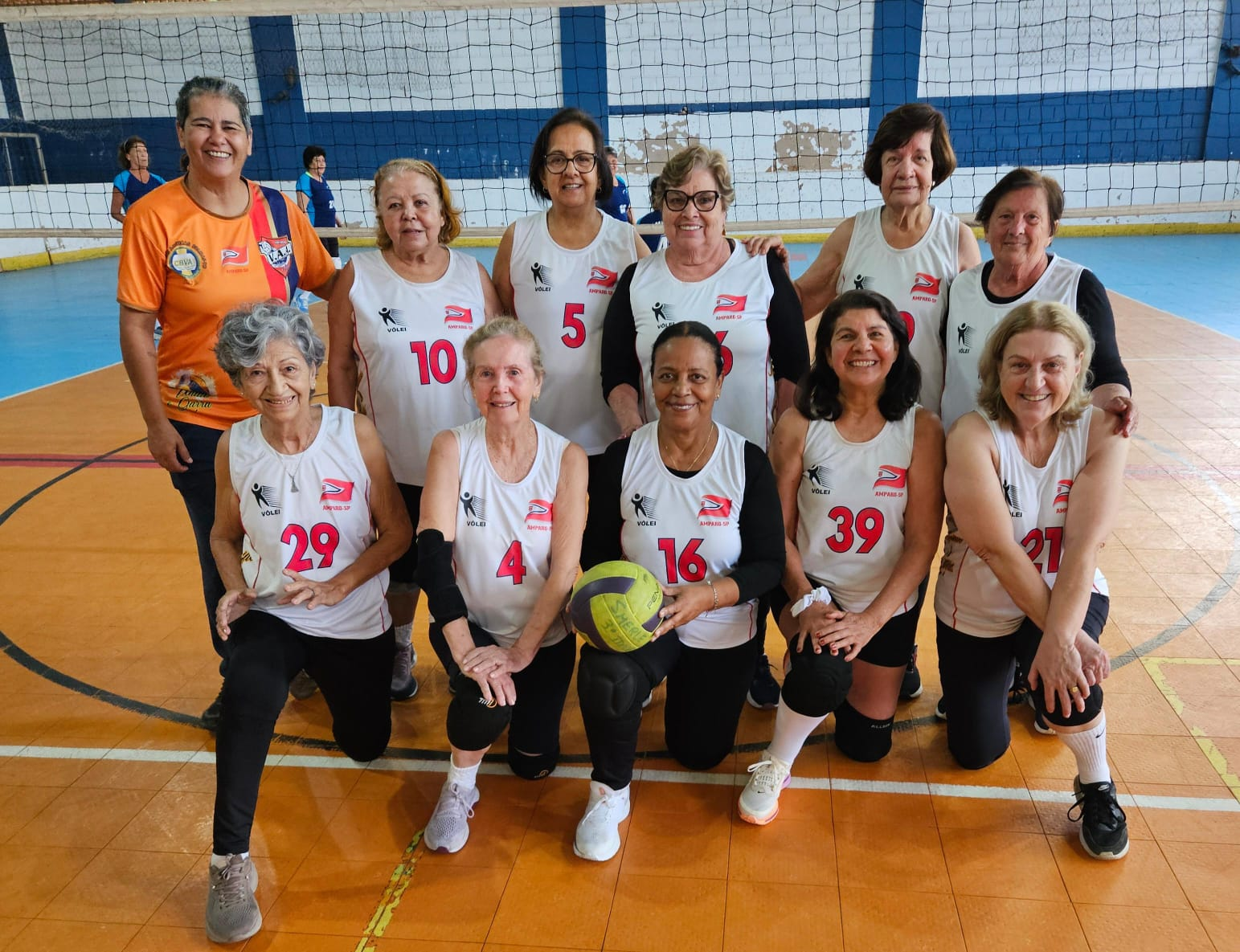 AMPARO CONQUISTA O 3º LUGAR NA COPA CAMPINAS DE VOLEIBOL ADAPTADO 68+