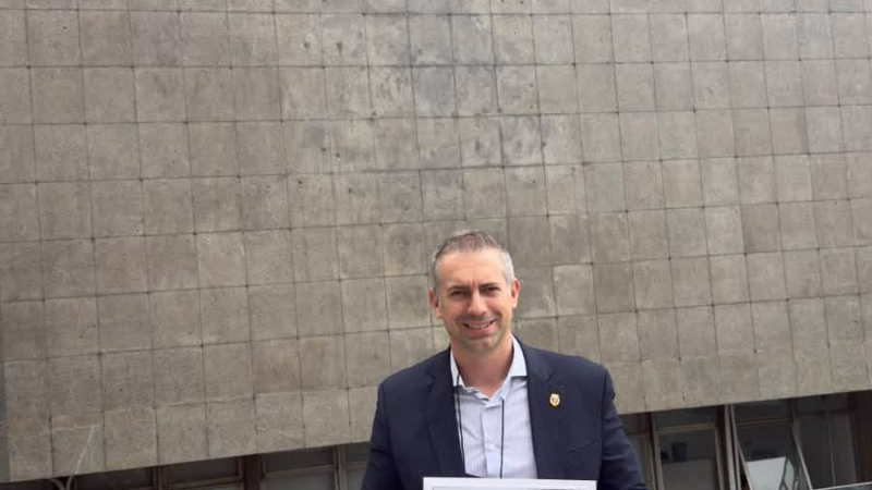 HOLAMBRA RECEBE SELO PRATA DO TRIBUNAL DE CONTAS DO ESTADO DE SÃO PAULO