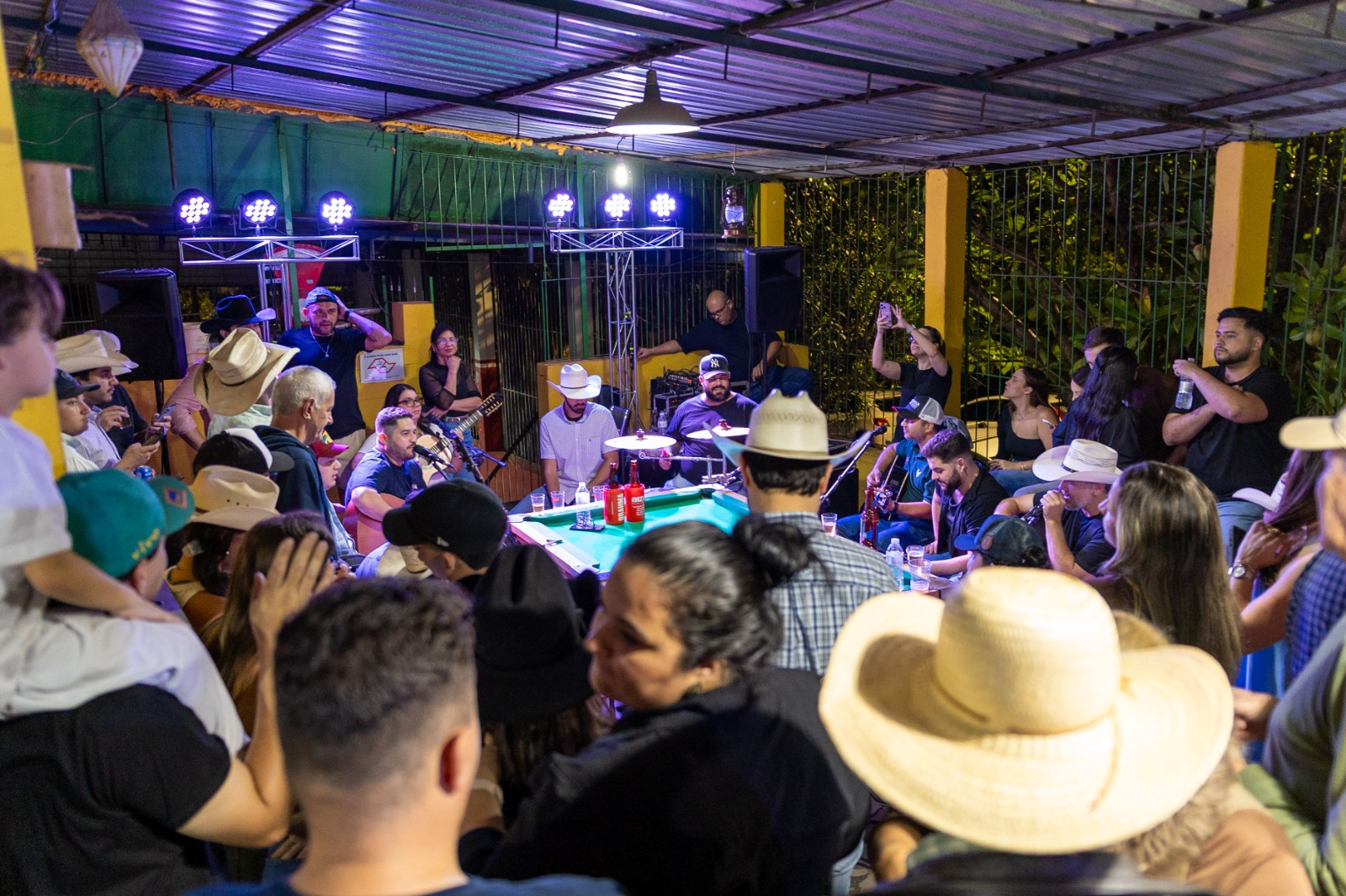 BAR DO RAFA RECEBE PROJETO ‘VOZES DO INTERIOR’ NESTA QUINTA