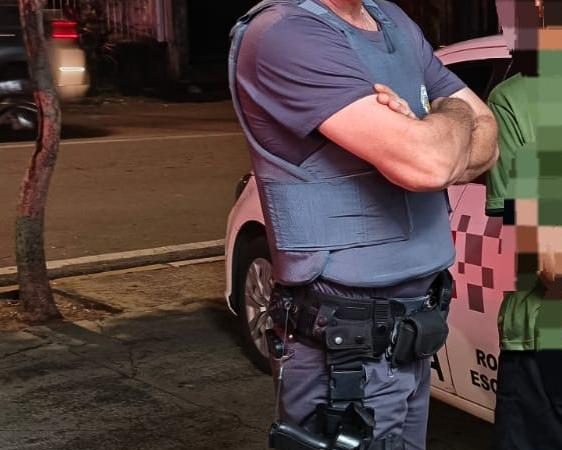 POLÍCIA MILITAR PRENDE INDIVÍDUO PROCURADO PELA JUSTIÇA EM SANTO ANTÔNIO DE POSSE.