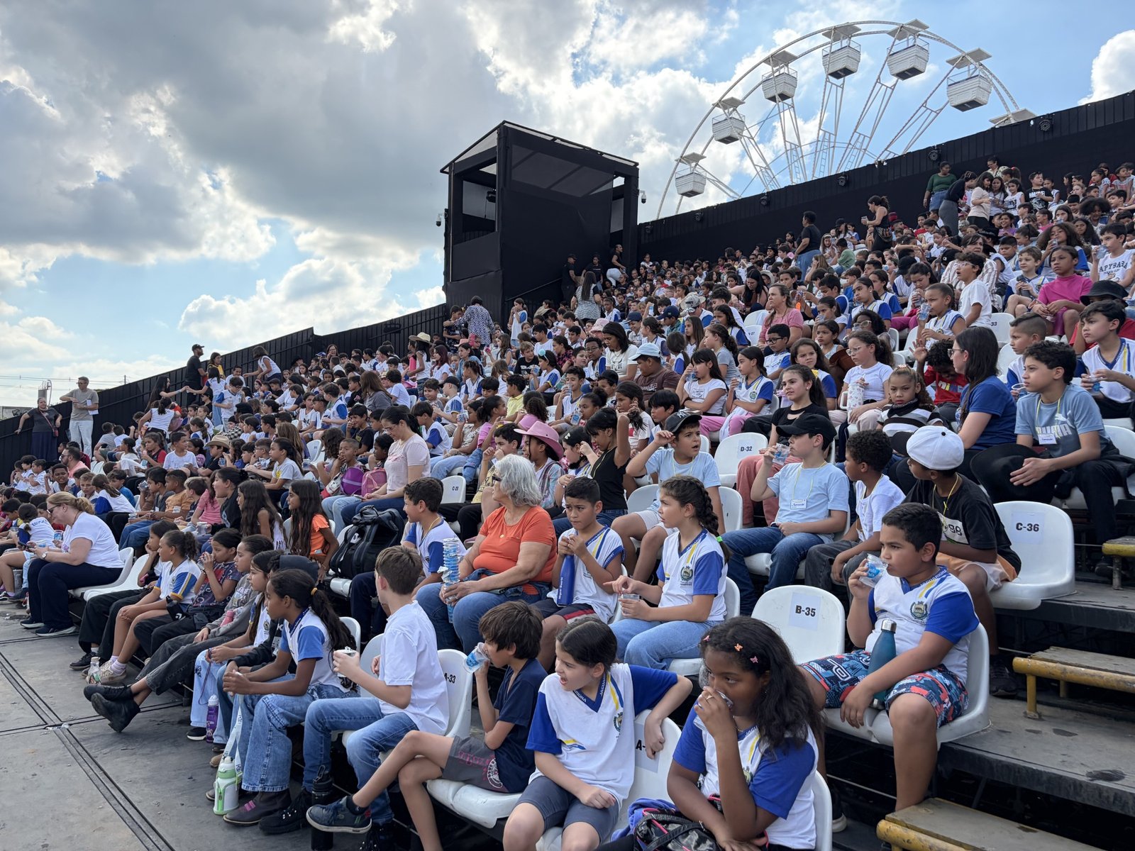 Jaguariúna Rodeo Festival recebe mais de 500 crianças da rede municipal em visita especial